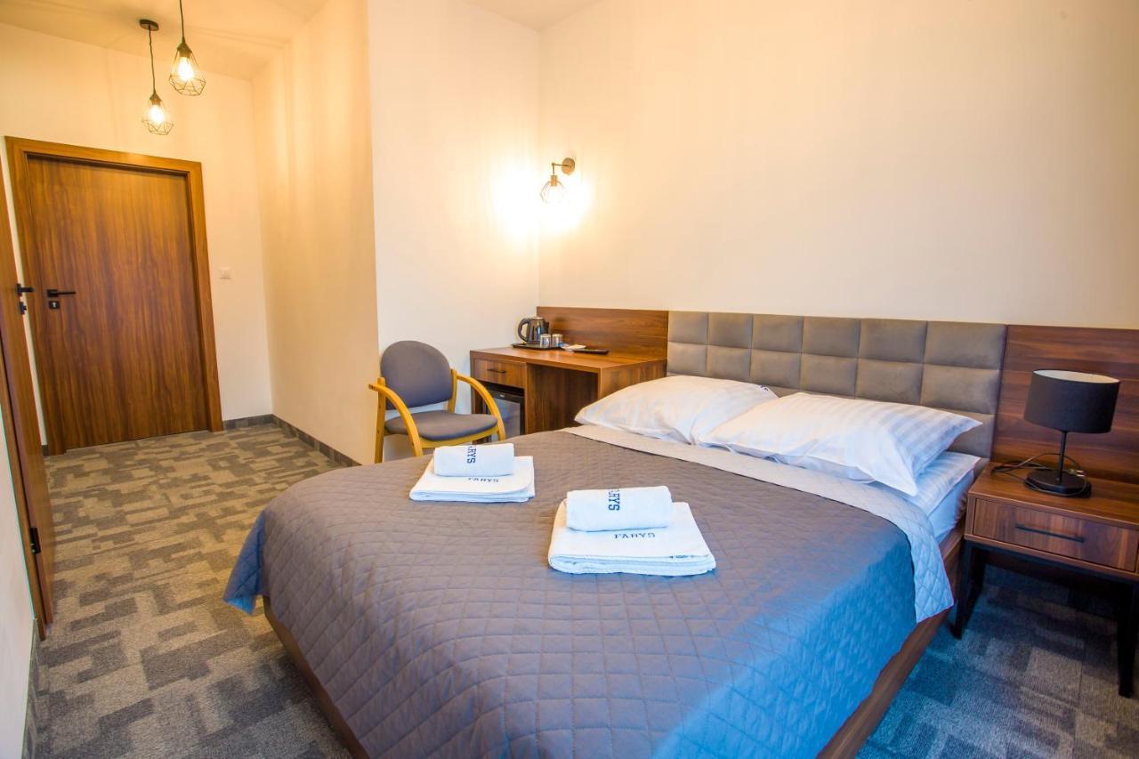 Farys - Swietna Lokalizacja, Sauna, Jacuzzi, Piekne Widoki Z Okien クリニツァ・ズドルイ エクステリア 写真