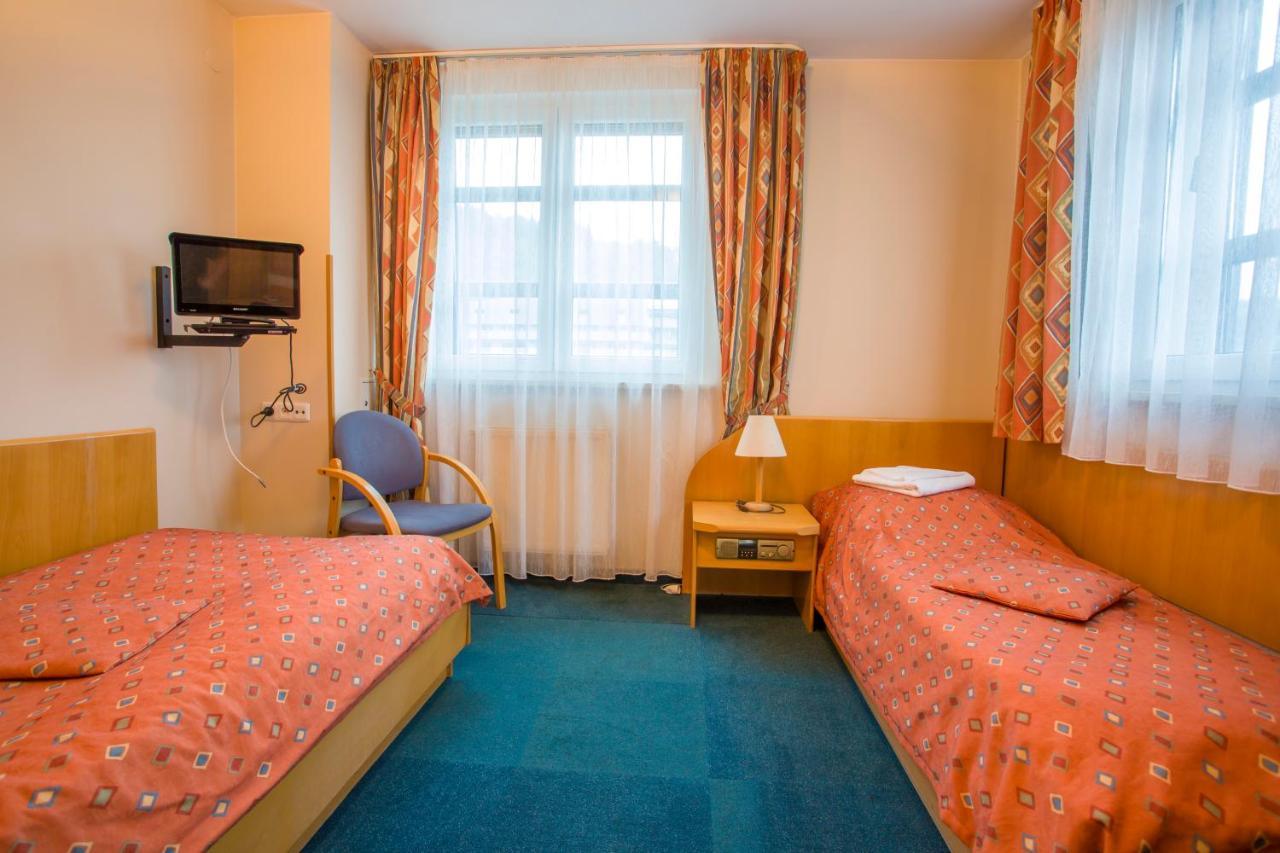 Farys - Swietna Lokalizacja, Sauna, Jacuzzi, Piekne Widoki Z Okien クリニツァ・ズドルイ エクステリア 写真
