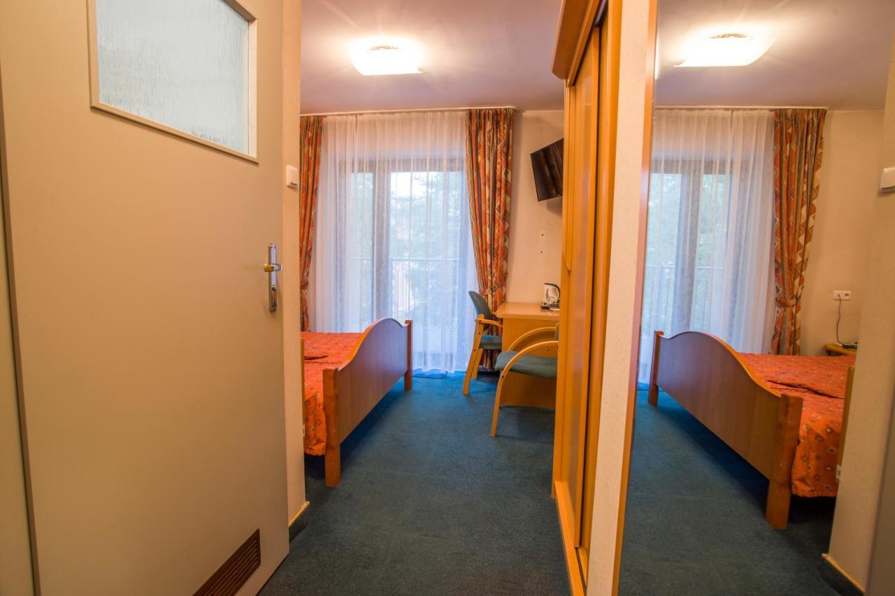 Farys - Swietna Lokalizacja, Sauna, Jacuzzi, Piekne Widoki Z Okien クリニツァ・ズドルイ エクステリア 写真